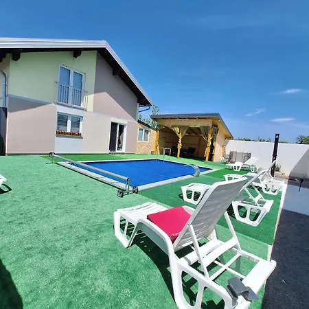 Halal Holidey Kuca Za Odmor Apartman Spahici