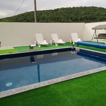 Halal Holidey Kuca Za Odmor דירה