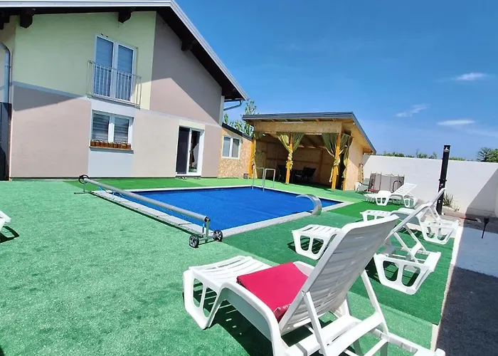 Vila Beewild Appartamento Spahici